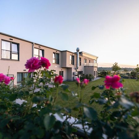 Weinzuhause Hotel-Restaurant-Vinothek Mommenheim Kültér fotó