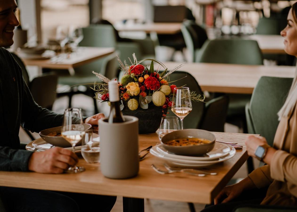 Weinzuhause Hotel-Restaurant-Vinothek Mommenheim Kültér fotó